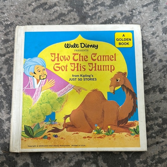 Disney book - Picture 1 of 1